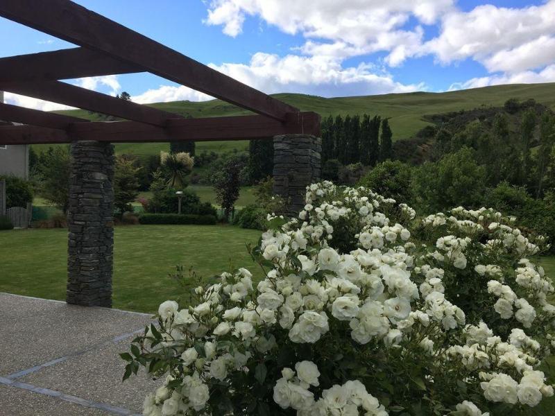 Queenstown Country Lodge Lake Hayes Exterior photo